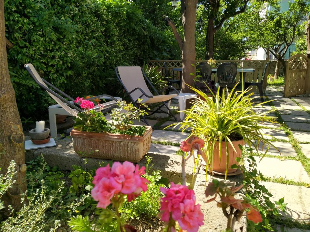 Villino L'Aranceto Sorrentino Bed & Breakfast เมตา ภายนอก รูปภาพ