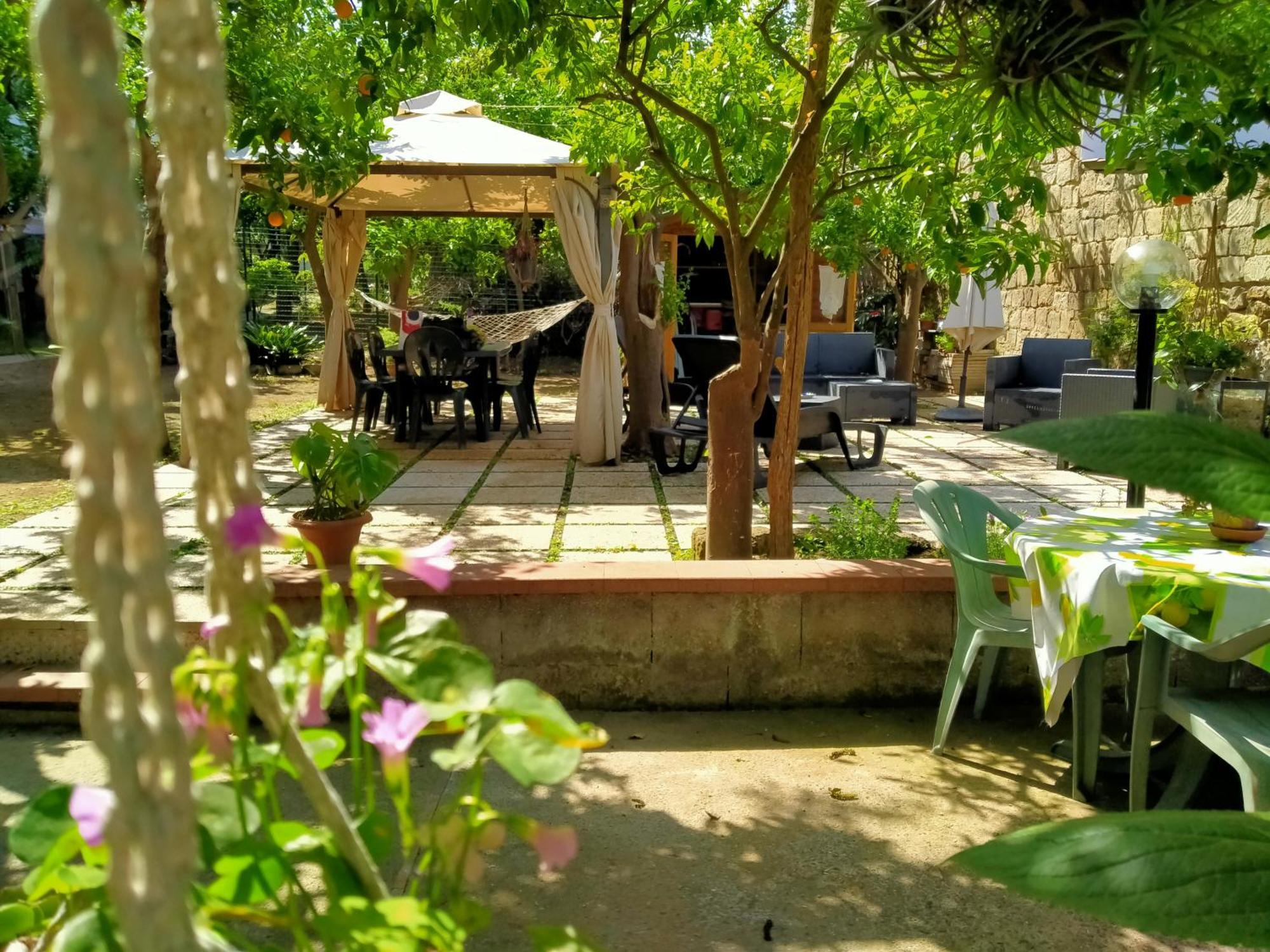 Villino L'Aranceto Sorrentino Bed & Breakfast เมตา ห้อง รูปภาพ