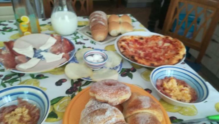 Villino L'Aranceto Sorrentino Bed & Breakfast เมตา ภายนอก รูปภาพ